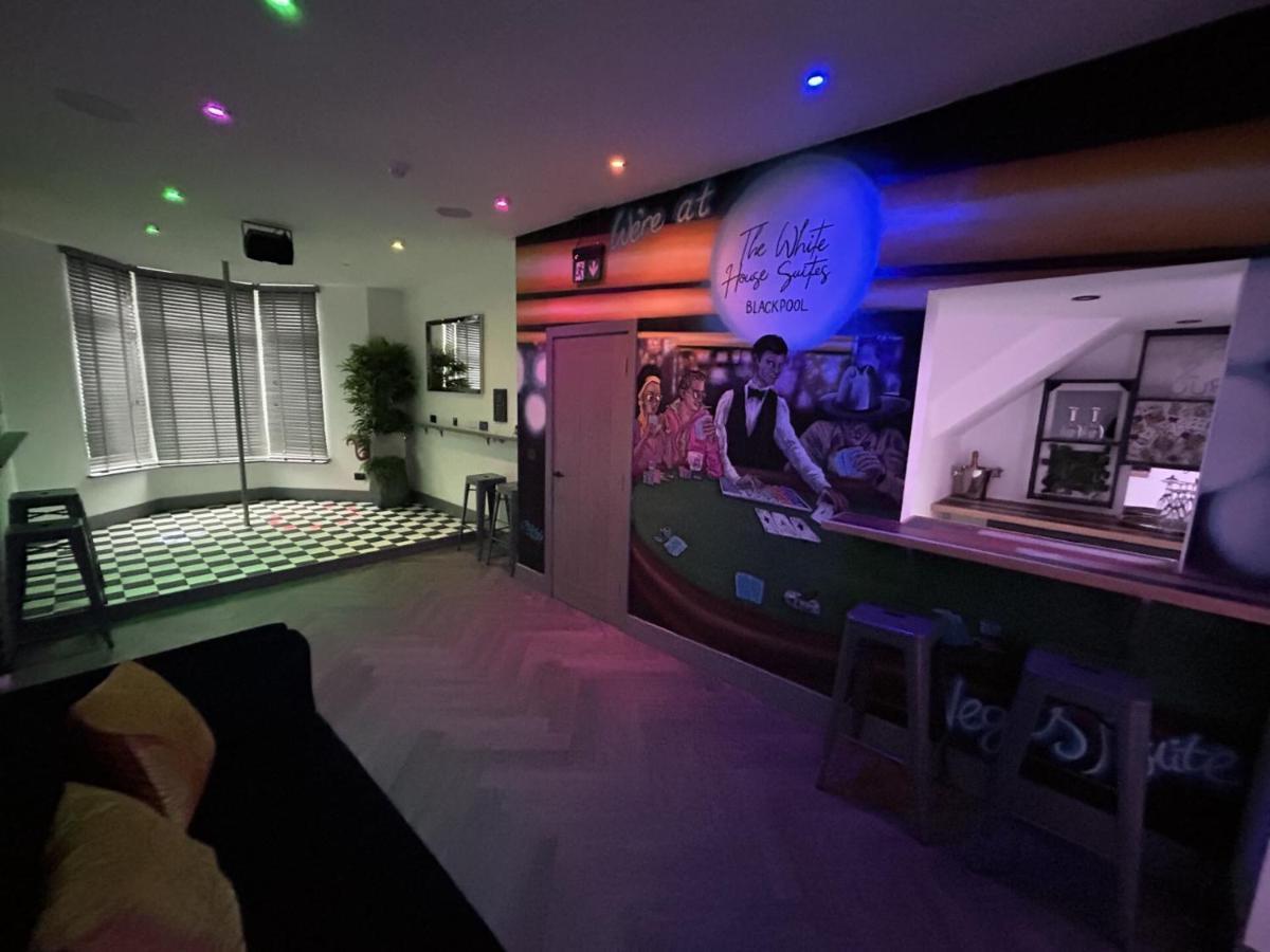 The White House Vegas Suites Блекпул Екстериор снимка