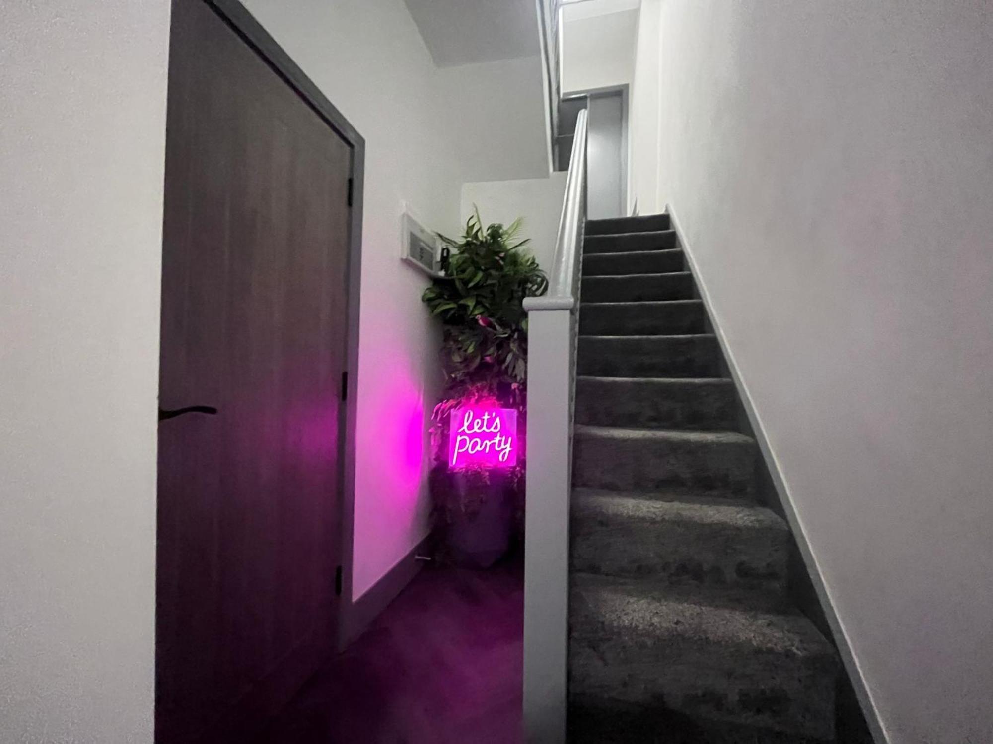 The White House Vegas Suites Блекпул Екстериор снимка